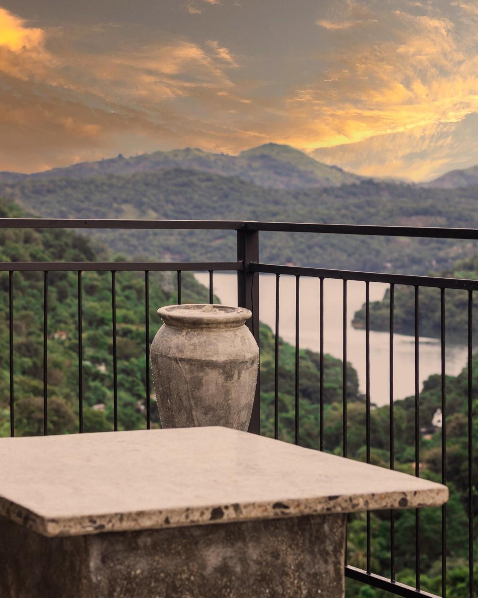 Kandy Victoria Eco Resort 외부 사진