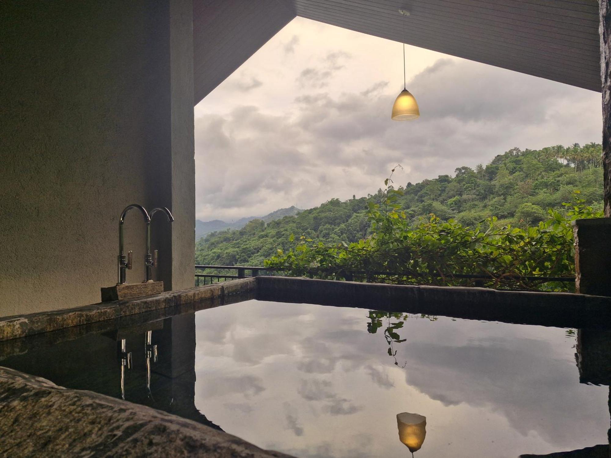 Kandy Victoria Eco Resort 외부 사진